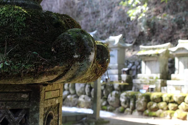 Tradução: em torno de "Santuário de Onechi" no Mt. Onechi em Iizuka, Fuk — Fotografia de Stock