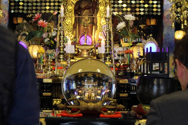 El altar del "Templo de la Rana" en Ogori, Fukuoka, Japón — Foto de Stock