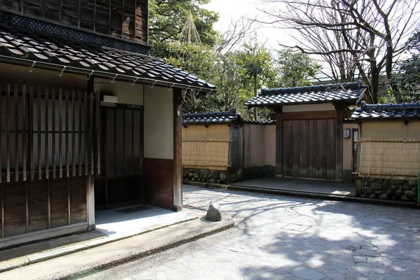 El área de Nagamachi, conocida como distrito samurai de Kanazawa —  Fotos de Stock