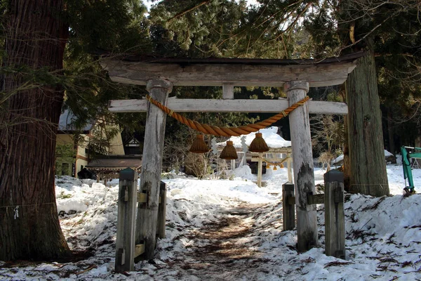 Το ιερό γύρω Shirakawa-go που καλύπτονται από έντονη χιονόπτωση — Φωτογραφία Αρχείου