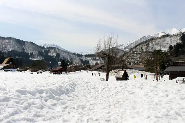 Le patrimoine de l'humanité, Shirakawa-go dont les maisons sont couvertes par sno — Photo