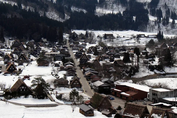 La vista del mirador de Shirakawa-go durante el invierno en Japón — Foto de Stock