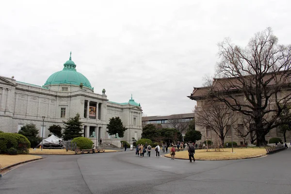 Ситуация вокруг токийского Национального музея, зданий — стоковое фото
