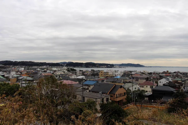 La vista del mirador de la ciudad de Kamakura, desde el templo de Hase dera —  Fotos de Stock