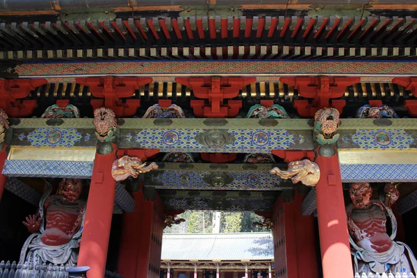 Alrededor del Templo de Toshogu (hacer la lista del Patrimonio Mundial) de Nikko, J — Foto de Stock