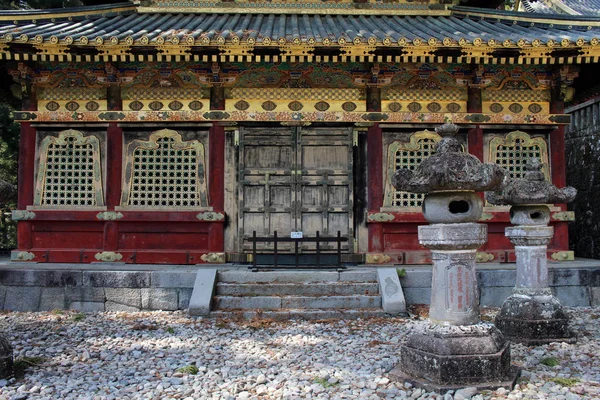 Em torno do Templo de Toshogu (faça a lista do Patrimônio Mundial) de Nikko, J — Fotografia de Stock