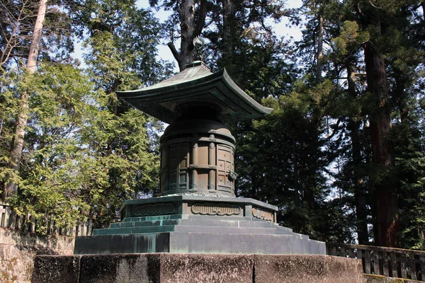 Em torno do mausoléu ou túmulo de Ieyasu Tokugawa — Fotografia de Stock