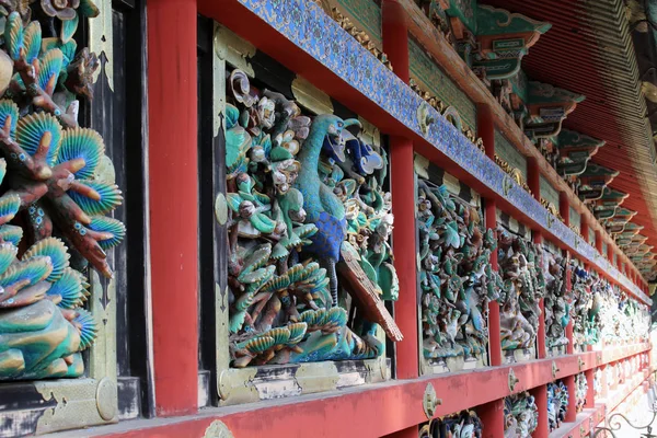 Os detalhes das esculturas em torno do Templo de Toshogu — Fotografia de Stock