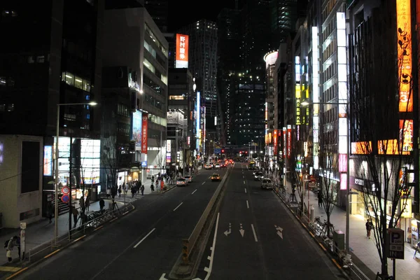 A situação em torno do distrito de Shibuya à noite — Fotografia de Stock