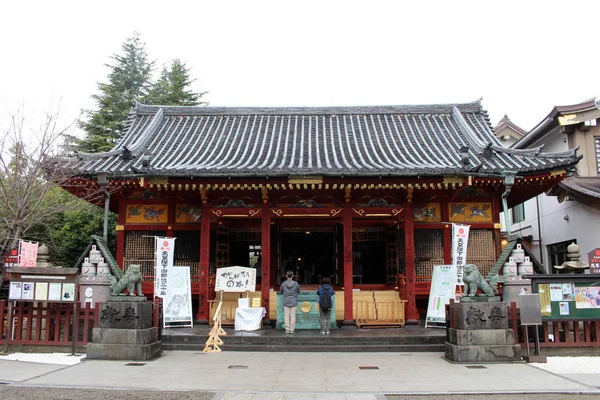 Překlad: Sensoji svatyně vedle chrámu v Asakusa, argua — Stock fotografie