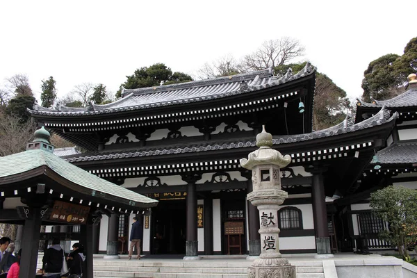 번역: 長 또는 Kamakur에 하 세 관음 불교 사원 — 스톡 사진