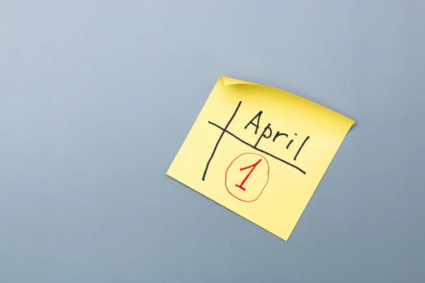 April Dårar Dag Påminnelse Gul Klibbig Ton Form Kalender Vara — Stockfoto