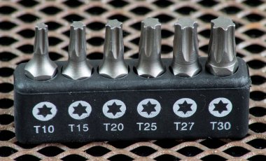 El ile inşaat çalışması için araçları