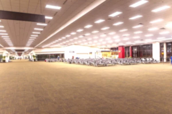 Абстрактный фон пассажиров, ожидающих посадки в аэропорту — стоковое фото