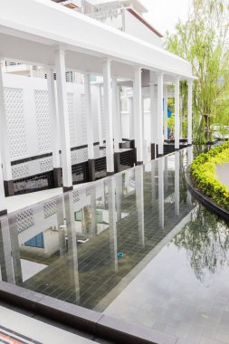 Phuket, Tayland - 20 Nisan 2017: Little Nyonya Hotel, güzel Çin-Portekiz tarzı otel. Birçok turist için eşsiz bir yerdir.