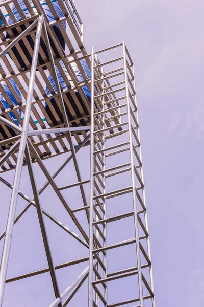 Escalera Acero Para Subir Cima Torre Del Tanque Agua Acero — Foto de Stock