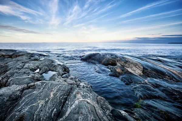 Costa de piedra de la isla del norte — Foto de Stock