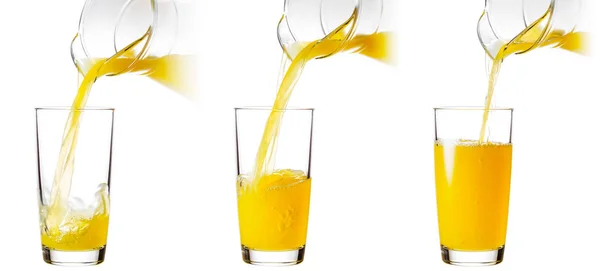 Zumo de naranja vertido en un vaso — Foto de Stock