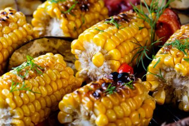 Pişmiş mısır yemek arka plan yaptı