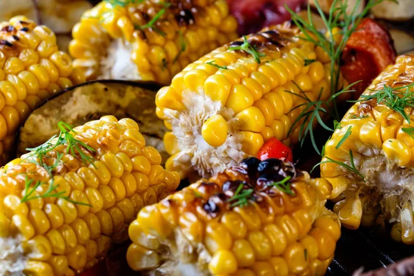 Pişmiş mısır yemek arka plan yaptı