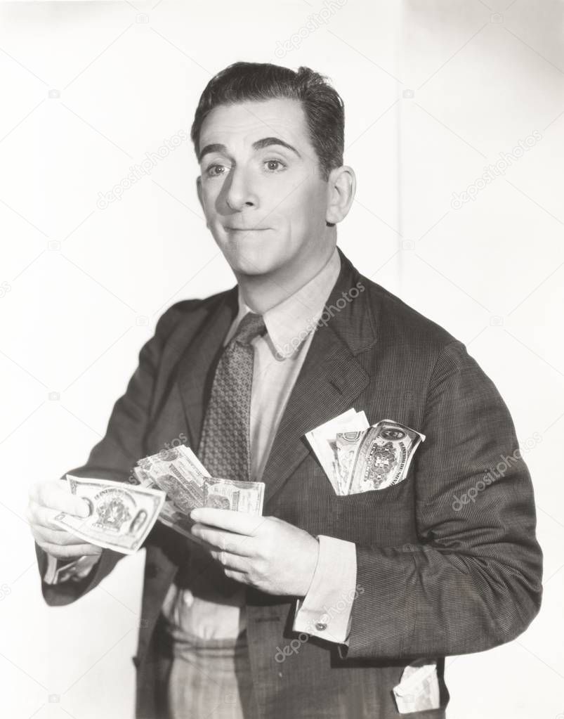 Man giving cash