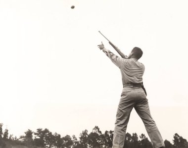 Gökyüzü karşı çekim adam