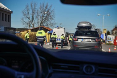 covid-19, Avusturya - Çek sınırı, 15 Mart 2020, Dolni Dvoriste