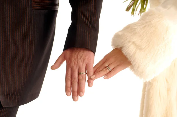 Hände Von Frischvermählten Mit Eheringen — Stockfoto