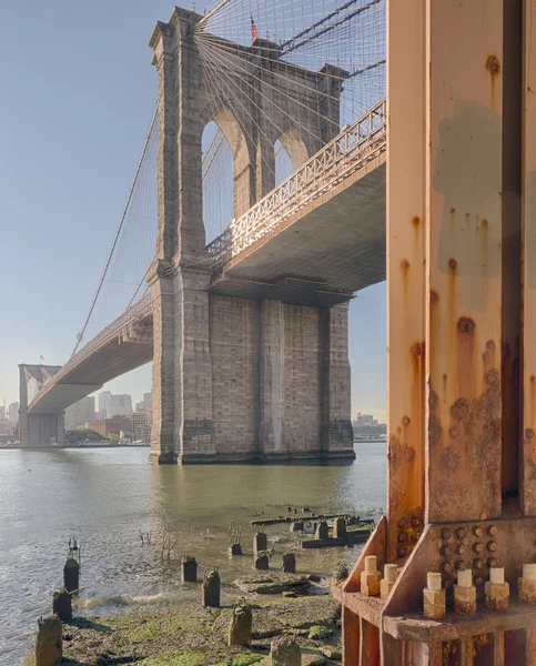 早朝からブルックリン橋 — ストック写真
