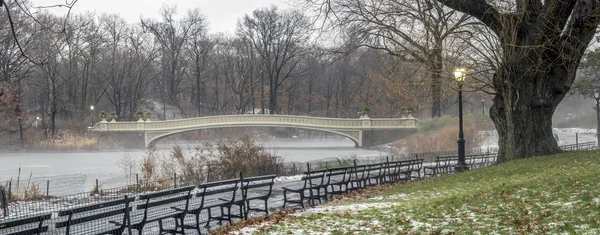 Pont d'arc en hiver — Photo