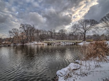yay köprü Merkez Parkı