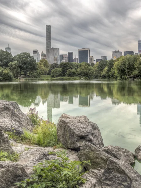 En el lago en verano — Foto de Stock