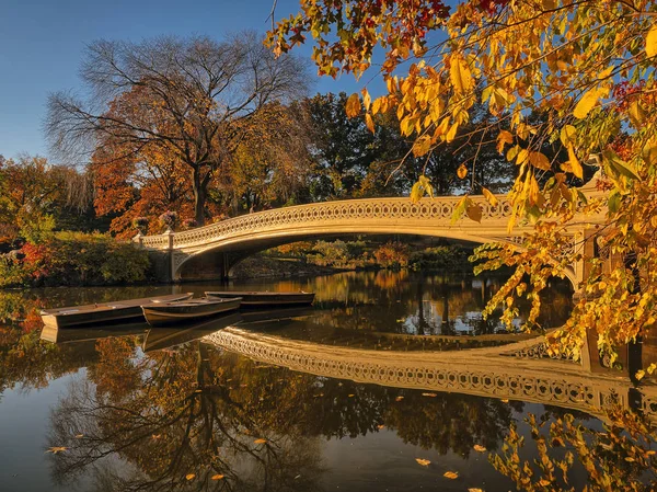 Bow bridge central park — Stockfoto