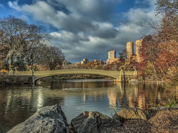 Bow brug Central Park herfst — Stockfoto