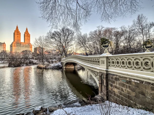 Bow bridge Central Park — Stock Photo, Image