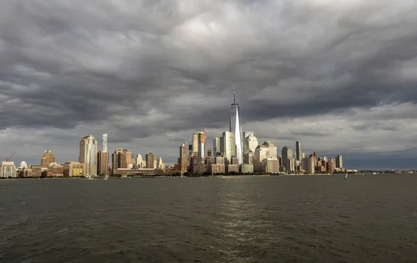 Bajo Manhattan en Nueva York — Foto de Stock