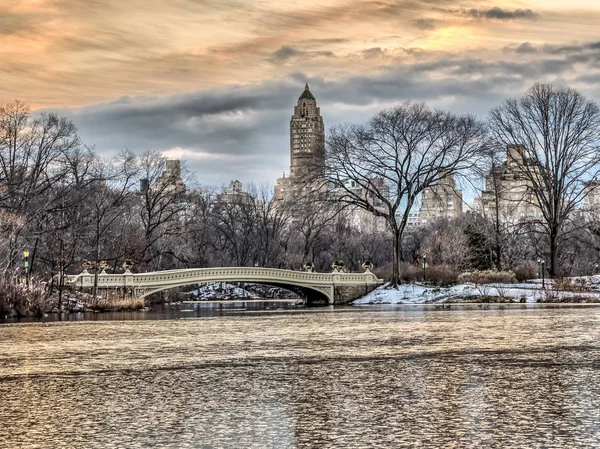 Puente de proa Central Park —  Fotos de Stock