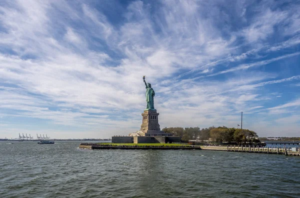 Freiheitsstatue Auf Freiheitsinsel New Yorker Hafen New York City — Stockfoto