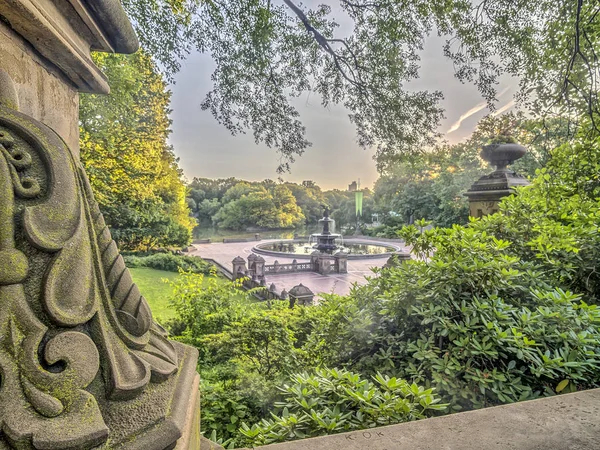 Taras i fontanna Bethesda — Zdjęcie stockowe