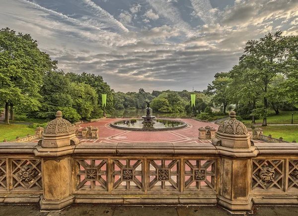 Bethesda-Terrasse und Brunnen — Stockfoto