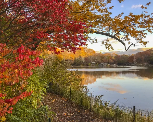 Central Park, autunno a New York — Foto Stock