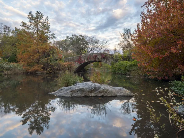 Puente de Gapstow en Central Park — Foto de Stock