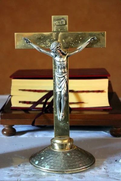 Crucificação no altar — Fotografia de Stock