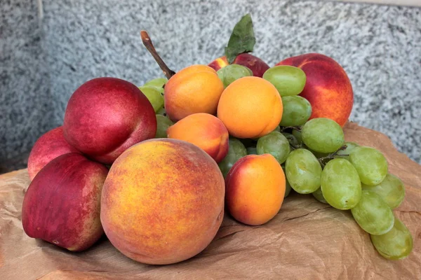 Some bio fresh fruit — Stock Photo, Image