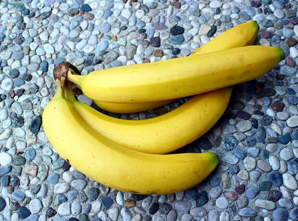 Желтый банан — стоковое фото