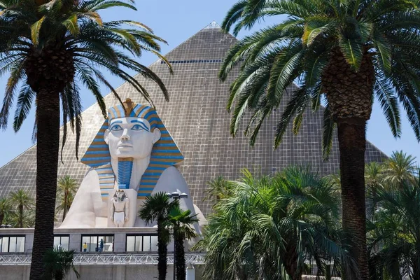 Luxor Hotel und Casino las vegas — Stockfoto