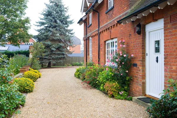 Casa Campo Jardín Inglés Otoño Con Camino Grava Casa Época — Foto de Stock