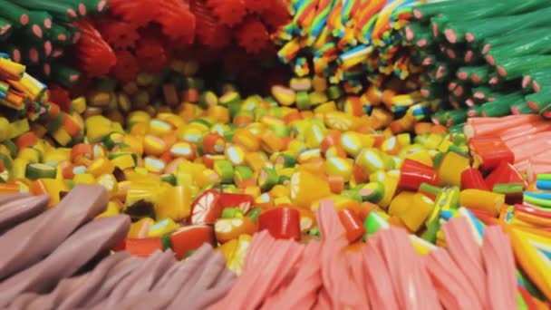 Цветной Набор Мармелада Разноцветные Жевательные Sweets Fruit Ароматы Сортируются — стоковое видео