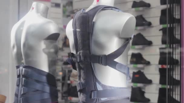 Corset Pour Back Man Orthopedic Boutique Vitrine Équipement Réadaptation Médecine — Video