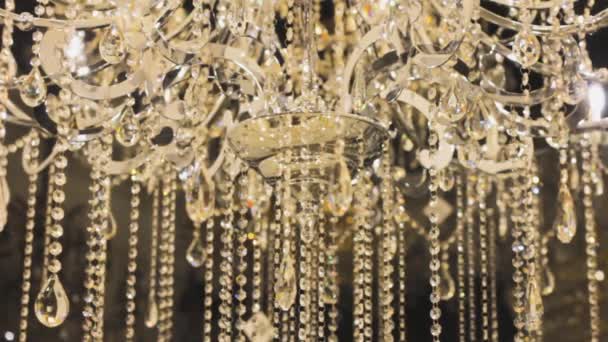 Lampadario Cristallo Con Gioielli Pendenti Diamanti Decorazione Interni Lusso — Video Stock